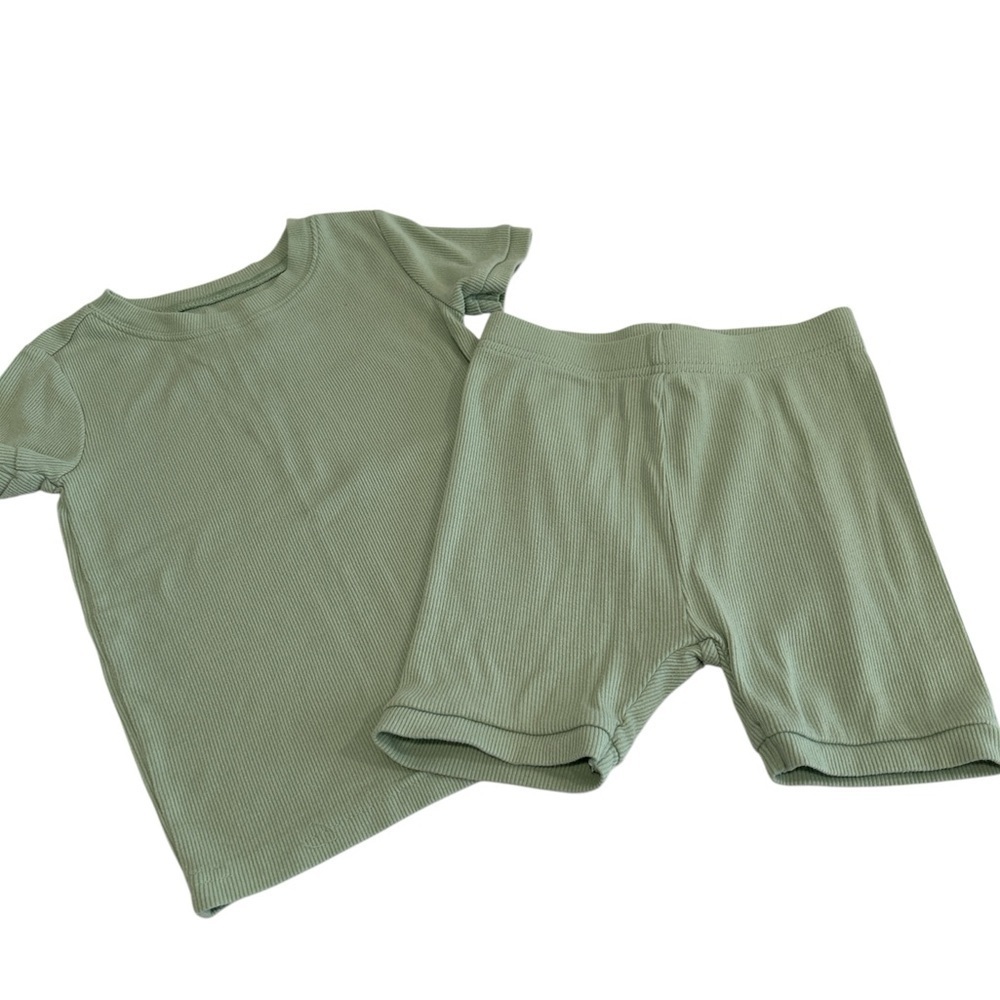 Old Navy Light Green Ribbed Pajama set